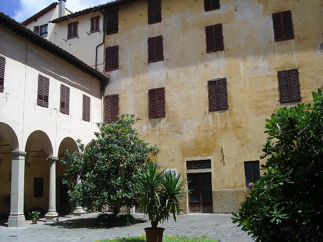 Cloister of the Monastery of Sant’Elisabetta delle Convertite